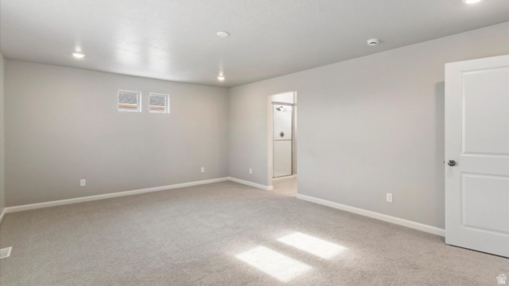 Image 18 of property listing at 82 N PROVO RIVER RD #251, Saratoga Springs, UT 84045
