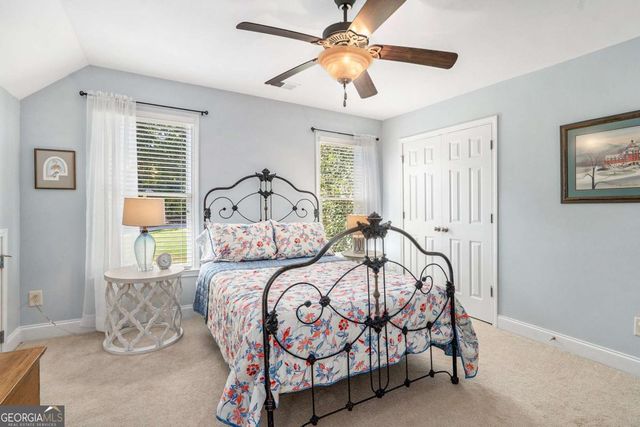 128 Brookfield Court SE, White, GA 30184