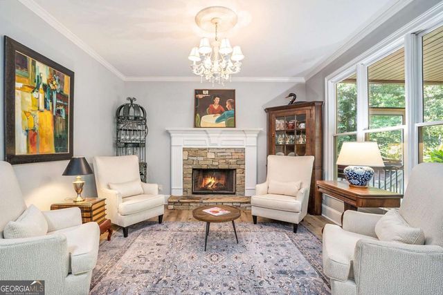 128 Brookfield Court SE, White, GA 30184