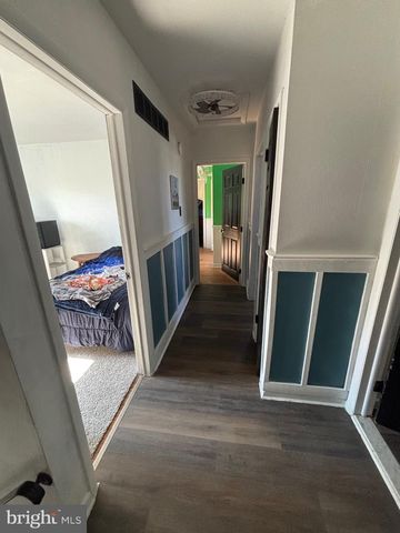 40 WOODLANE DR, Blackwood, NJ 08012