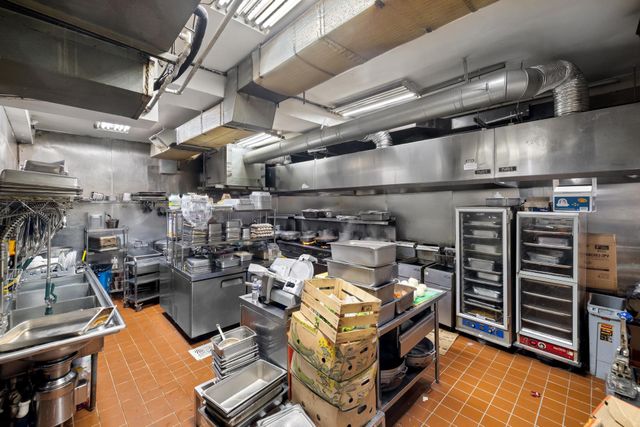 1428 PARK RD NW, Washington, DC 20010