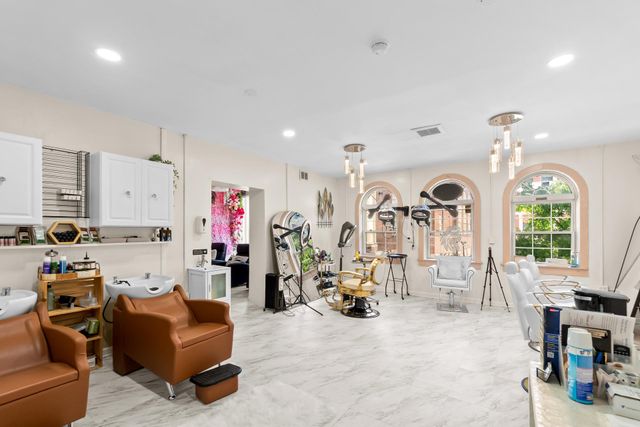 1428 PARK RD NW, Washington, DC 20010