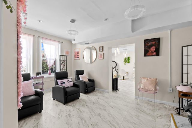 1428 PARK RD NW, Washington, DC 20010