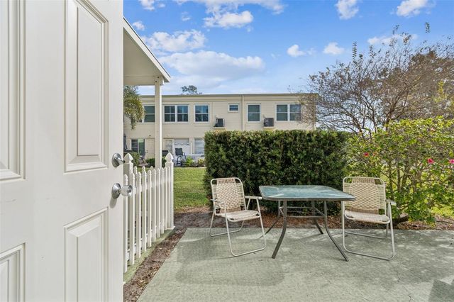 2295 MEXICAN WAY 21, Clearwater, FL 33763