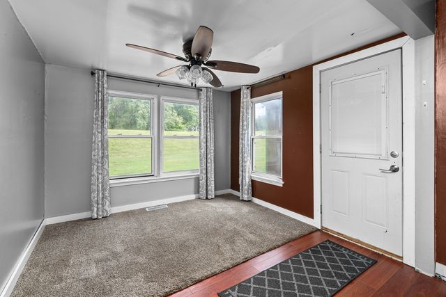 2303 Big Island Parkway, Milan, IL 61264