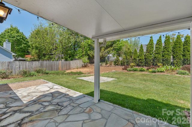 446 Planters Creek Road, Fletcher, NC 28732