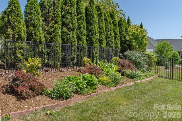 446 Planters Creek Road, Fletcher, NC 28732