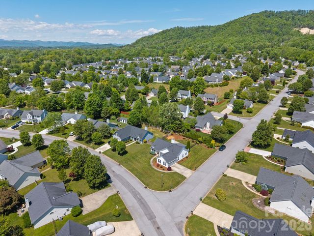 446 Planters Creek Road, Fletcher, NC 28732