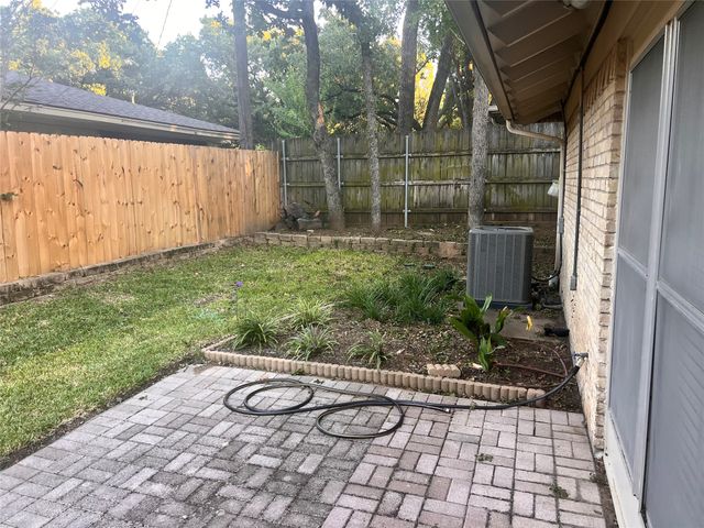 1620 Oak Meadow Drive, Irving, TX 75061