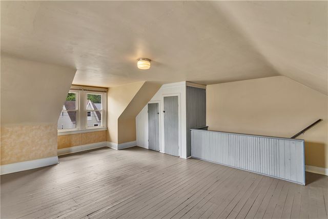 80 Dewey St, Etna, PA 15223