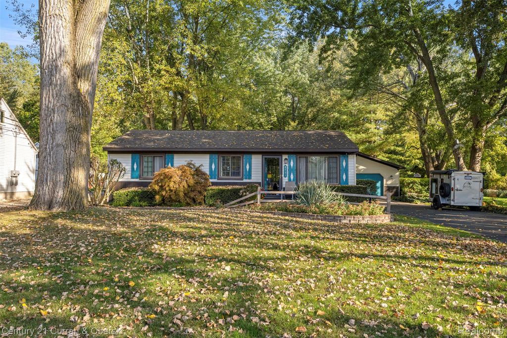 8751 Speedway Drive, Shelby Charter Township, MI 48317