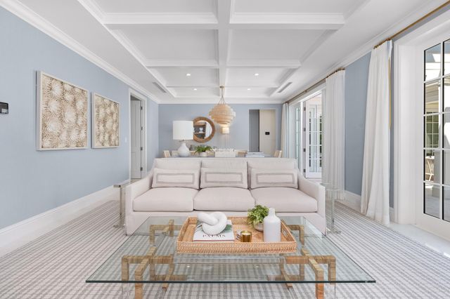 211 Ocean Terrace, Palm Beach, FL 33480