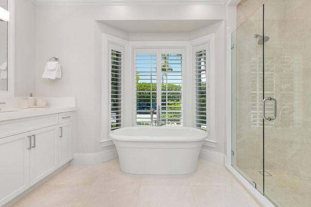 211 Ocean Terrace, Palm Beach, FL 33480