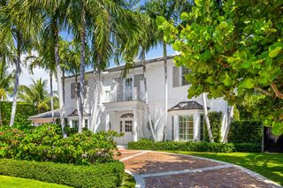 211 Ocean Terrace, Palm Beach, FL 33480