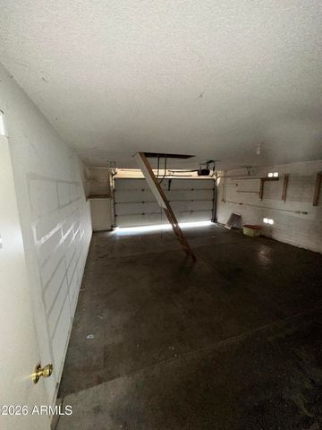 11840 N 49TH Avenue, Glendale, AZ 85304