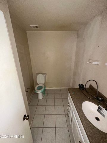 11840 N 49TH Avenue, Glendale, AZ 85304