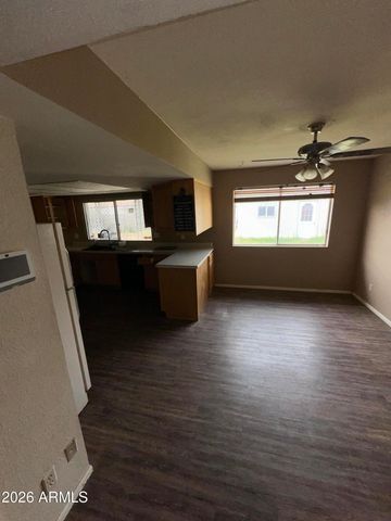 11840 N 49TH Avenue, Glendale, AZ 85304