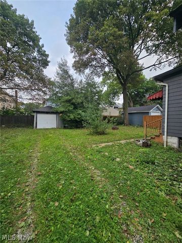 907 Delia Avenue, Akron, OH 44320