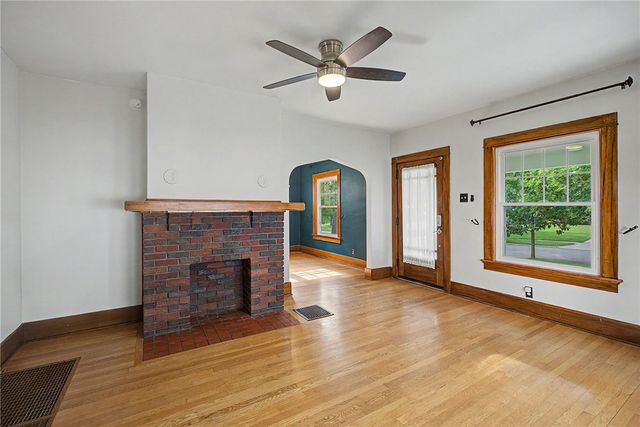 245 Orchard Drive, Oakwood, OH 45419