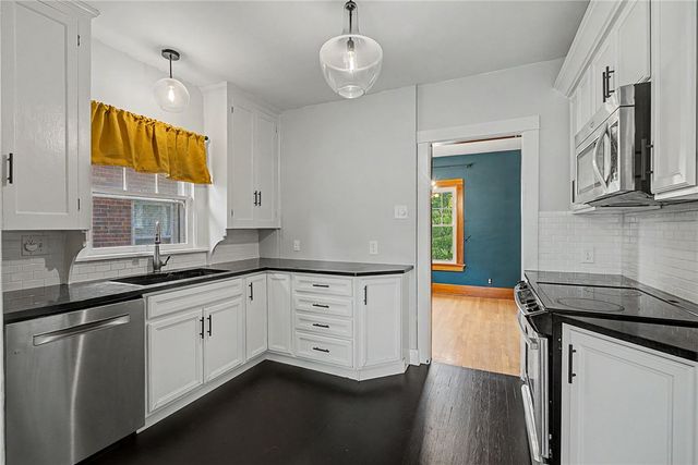 245 Orchard Drive, Oakwood, OH 45419