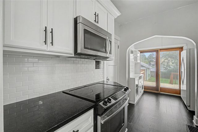 245 Orchard Drive, Oakwood, OH 45419