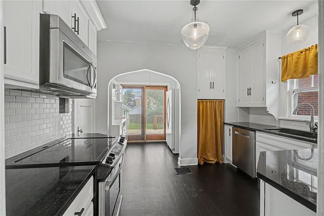 245 Orchard Drive, Oakwood, OH 45419
