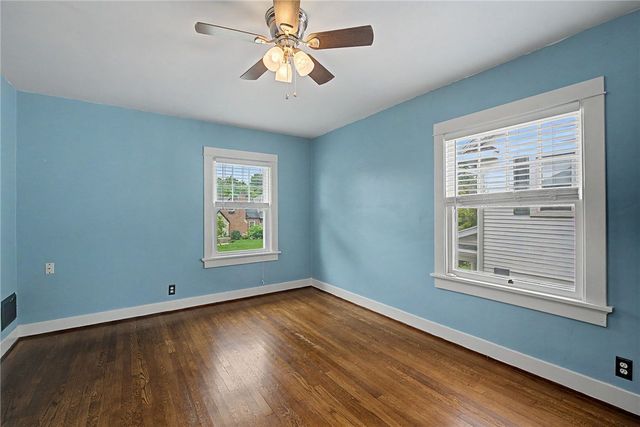 245 Orchard Drive, Oakwood, OH 45419