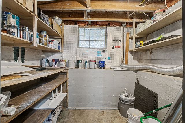 245 Orchard Drive, Oakwood, OH 45419