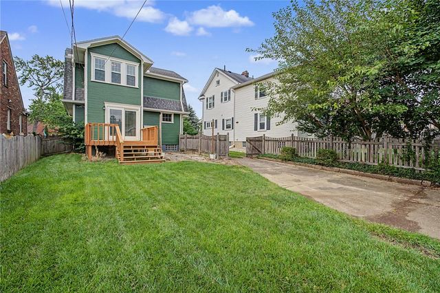 245 Orchard Drive, Oakwood, OH 45419