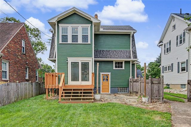245 Orchard Drive, Oakwood, OH 45419