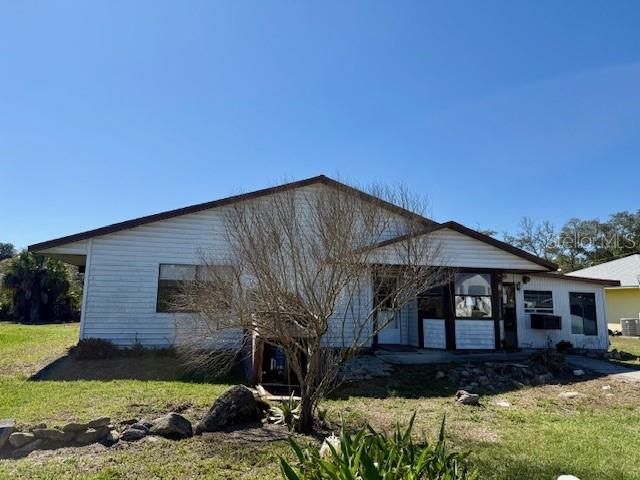 8 SWEETBAY DRIVE, Palm Coast, FL 32137