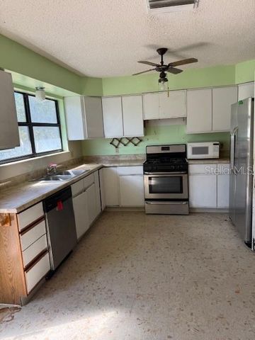 8 SWEETBAY DRIVE, Palm Coast, FL 32137