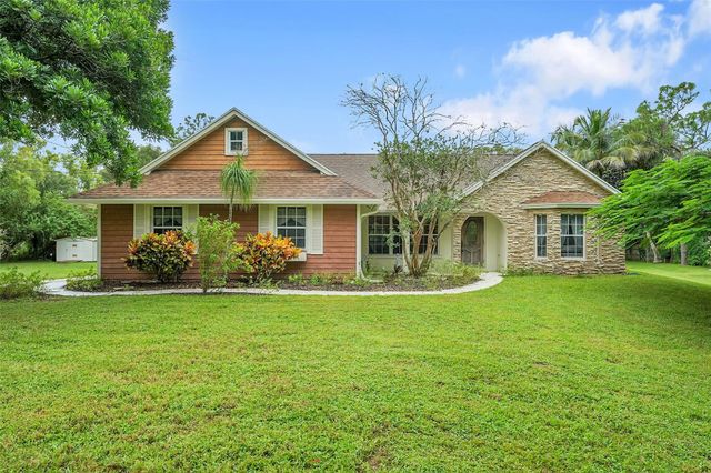 18392 48th Avenue N, Loxahatchee, FL 33470