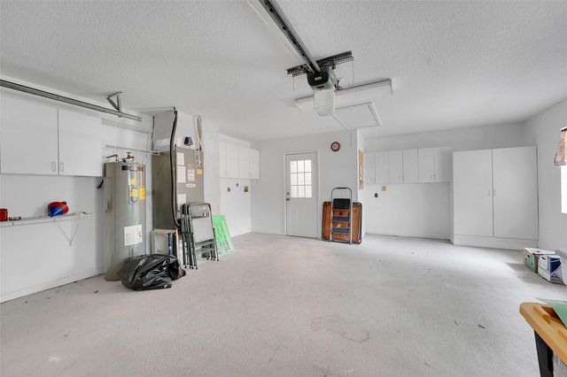 18392 48th Avenue N, Loxahatchee, FL 33470