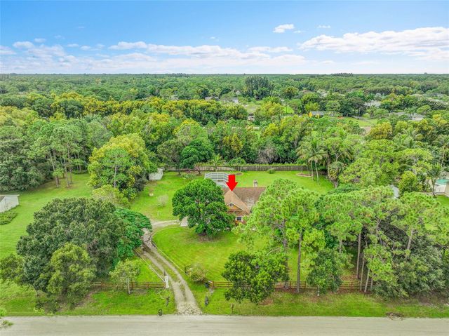 18392 48th Avenue N, Loxahatchee, FL 33470