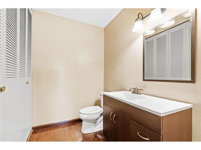 2801 Flag Avenue N 314, New Hope, MN 55427