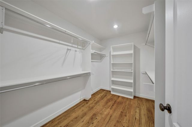 1831 Seamist Court, Houston, TX 77008