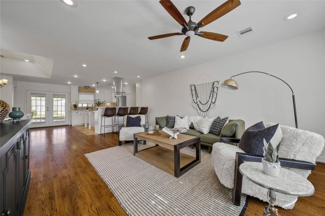 1831 Seamist Court, Houston, TX 77008