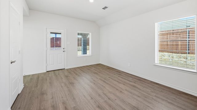 1206 Silent Peak Drive, Princeton, TX 75407