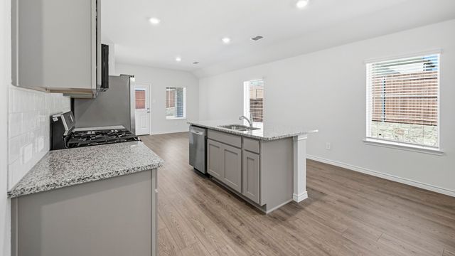 1206 Silent Peak Drive, Princeton, TX 75407