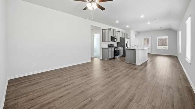 1206 Silent Peak Drive, Princeton, TX 75407