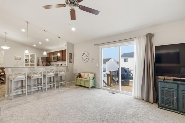 2744 Sycamore River Drive, Fowlerville, MI 48836