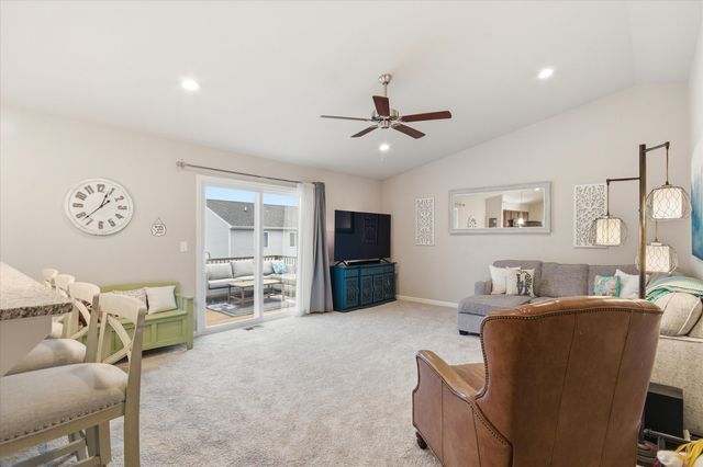 2744 Sycamore River Drive, Fowlerville, MI 48836