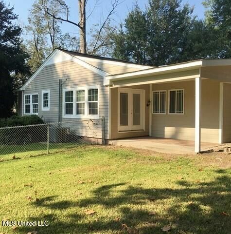 227 SW 1st Street, Magee, MS 39111