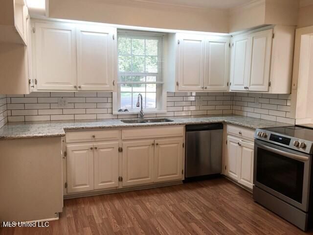 227 SW 1st Street, Magee, MS 39111