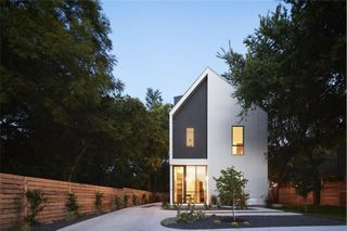 2509 Durwood ST B, Austin, TX 78704