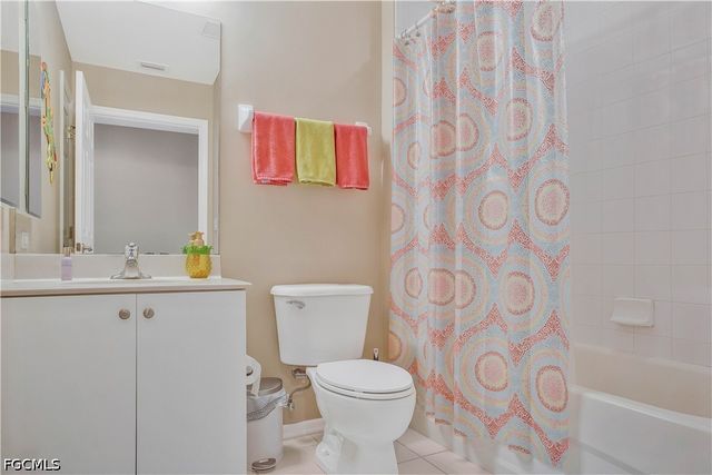 4219 Liron AVE 103, Fort Myers, FL 33916