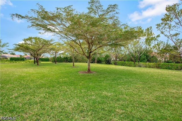 4219 Liron AVE 103, Fort Myers, FL 33916