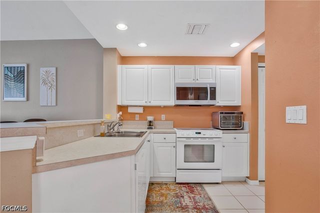 4219 Liron AVE 103, Fort Myers, FL 33916