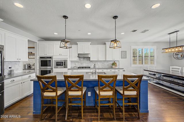 2349 N BEVERLY Place, Buckeye, AZ 85396